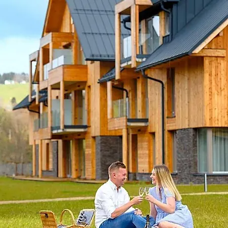 Aldrov Hotel